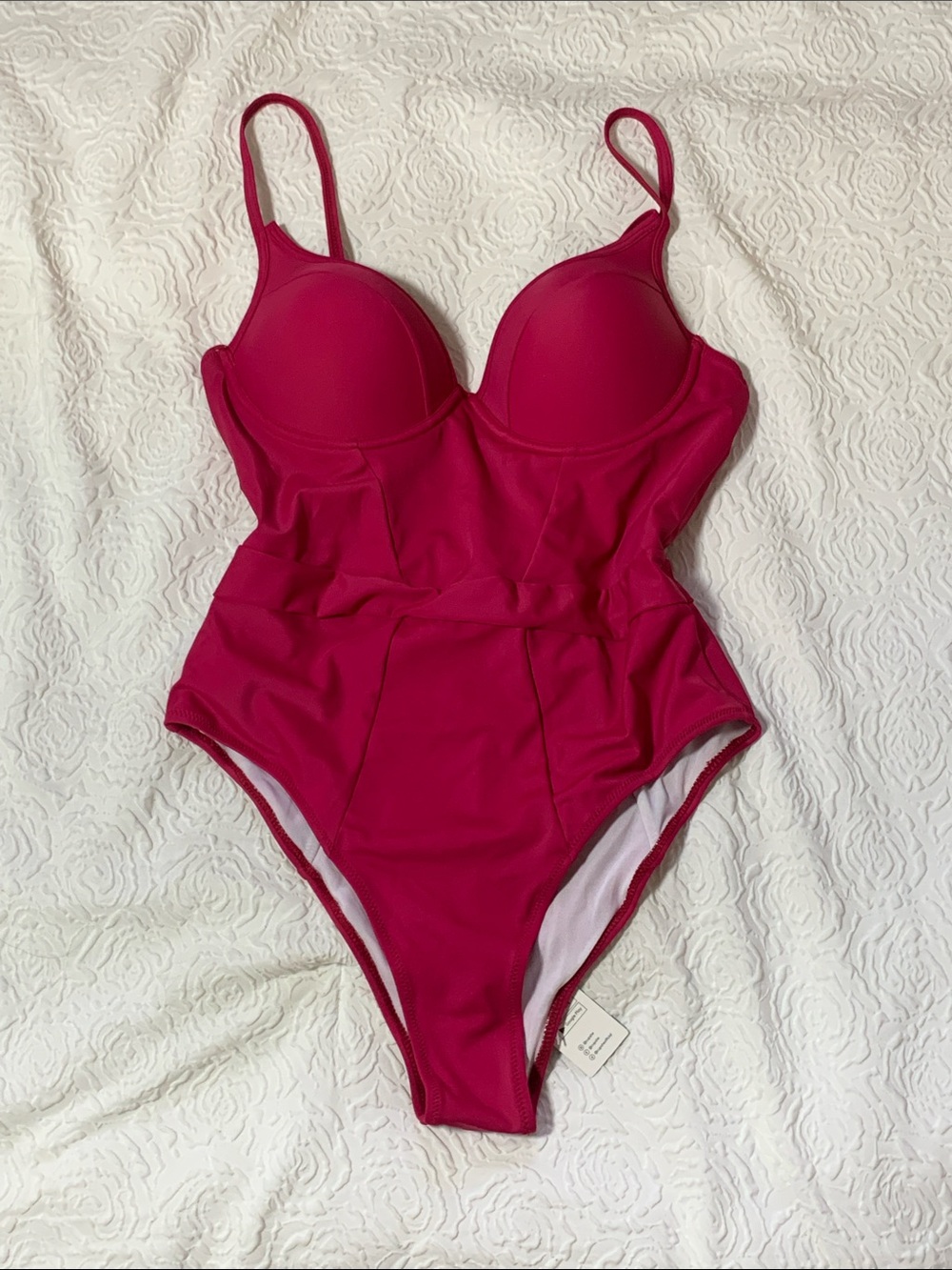 NWT Cupshe Fuchsia Molded-Cup One-Piece Swimsuit, Size L